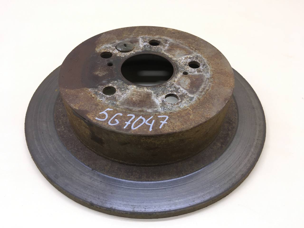 Диск тормозной задний Toyota Rav 4 (A20) 2000-2005