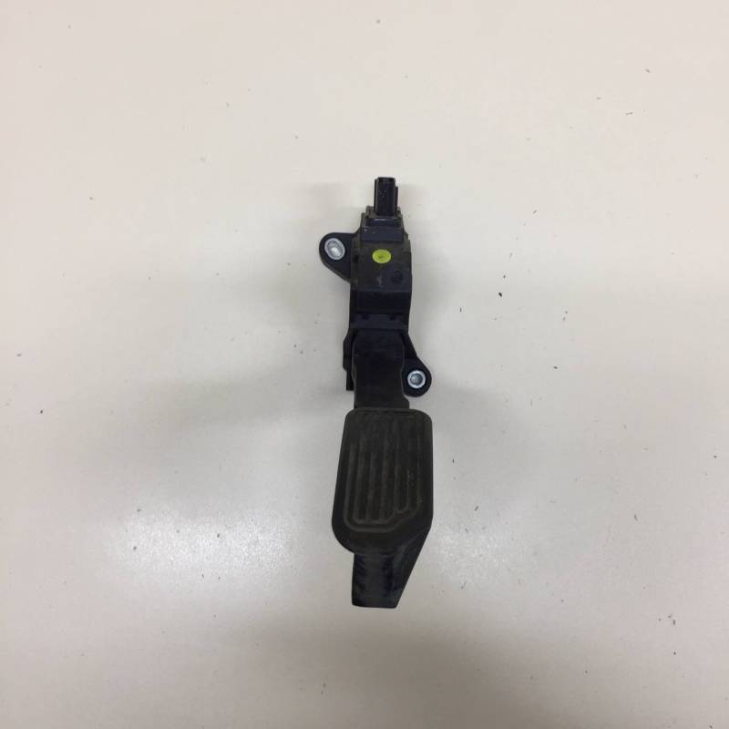 Педаль газа Lexus NX 200 (Z10) 2014-2021 Педаль газа Lexus NX 200 (Z10) 2014-2021