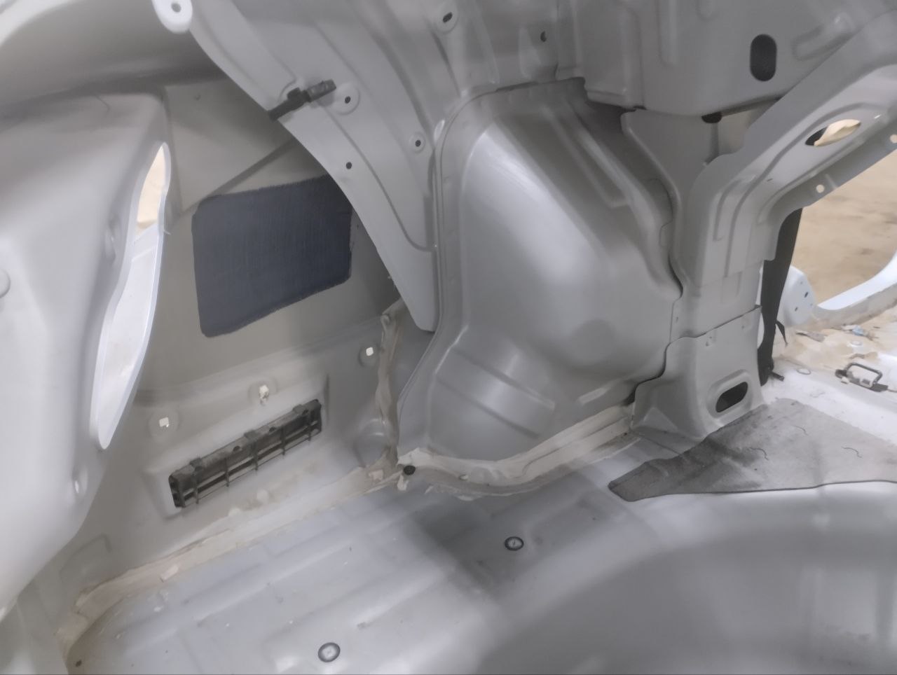 Крыло заднее левое Hyundai Solaris (RB) 2010-2017