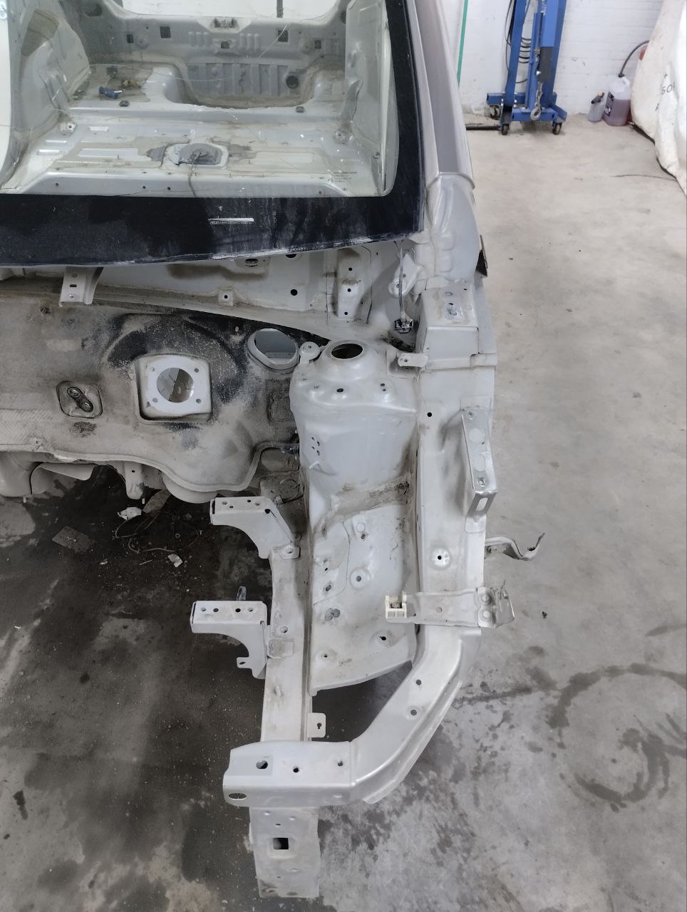 Четверть передняя левая Kia Venga (YN) 2010-2017