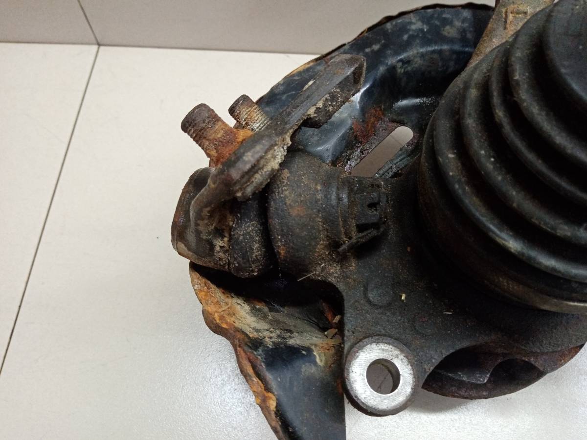 Кулак поворотный передний левый Toyota Allion (T240) 2001-2007 Кулак поворотный передний левый Toyota Allion (T240) 2001-2007