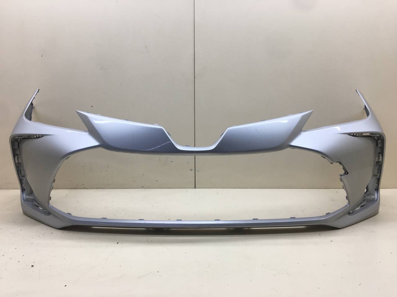 Бампер передний Toyota Corolla E210 2018>