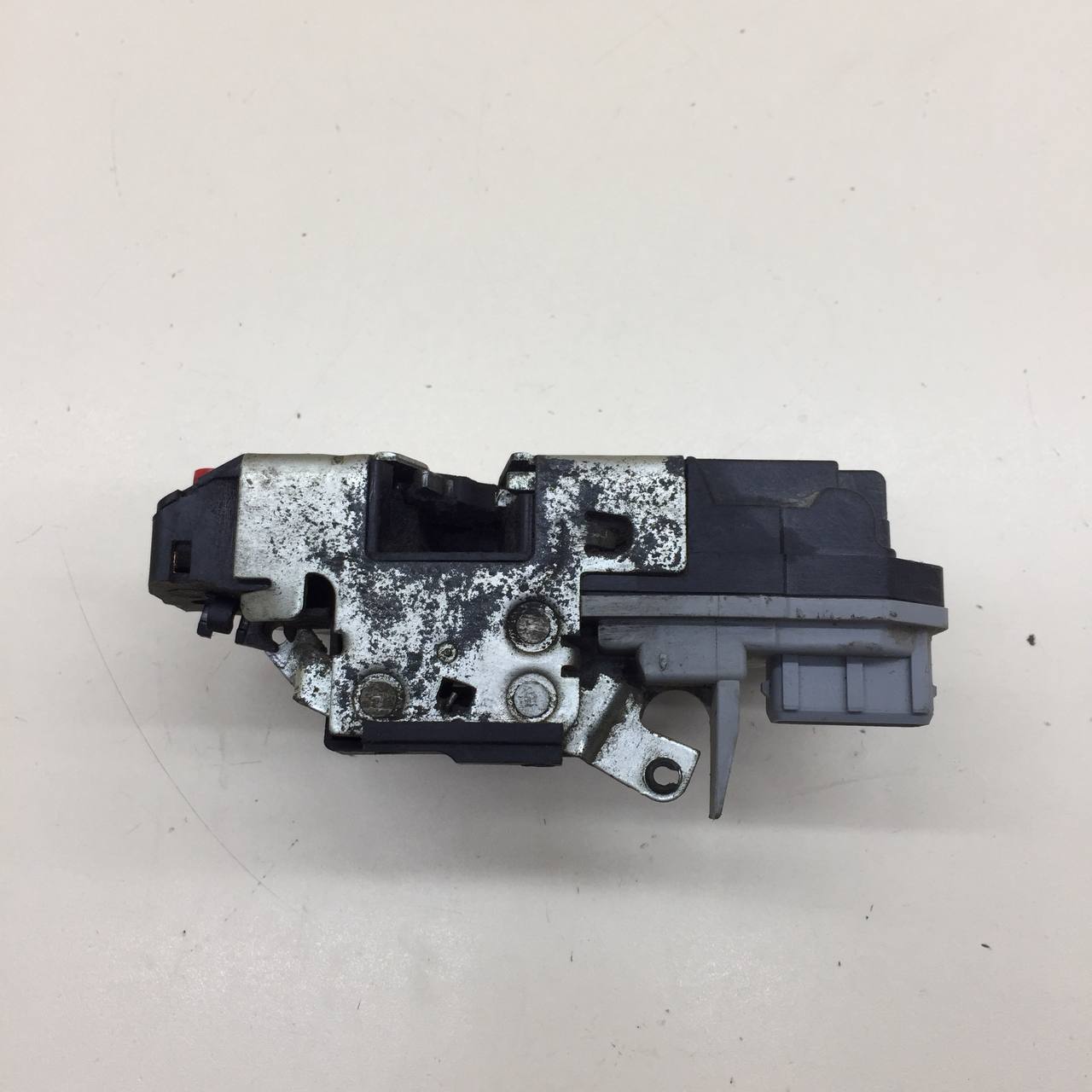 Замок двери задней левой Datsun on-DO 2014>