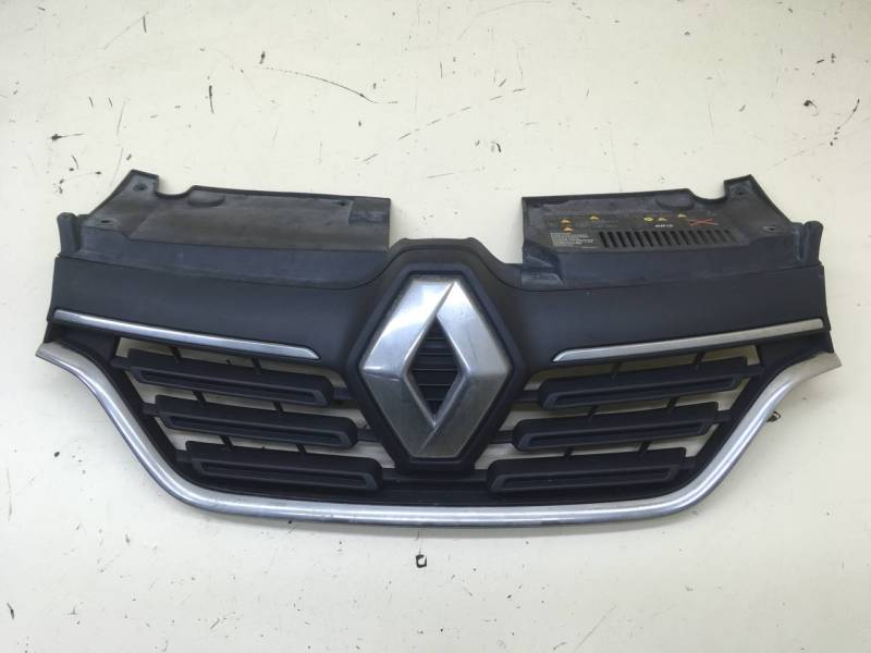 Решетка радиатора Renault Logan (2) 2014> Решетка радиатора Renault Logan (2) 2014>