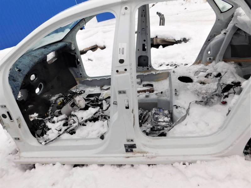 Порог со стойкой левый Volkswagen Polo (MK5) 2011-2020