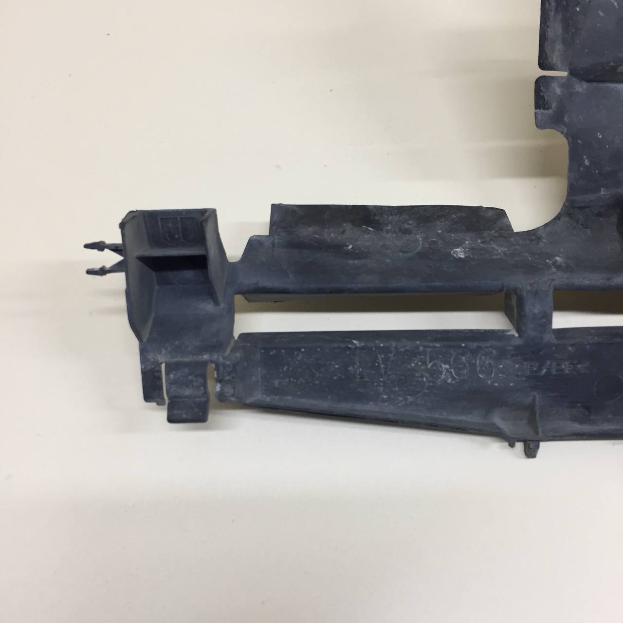 Воздуховод радиатора Toyota Rav 4 (XA40) 2013-2019 Воздуховод радиатора Toyota Rav 4 (XA40) 2013-2019