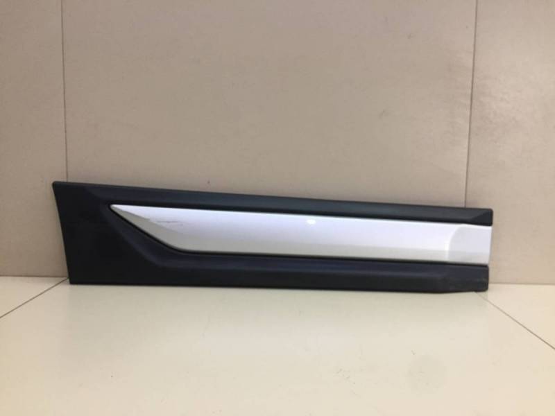 Накладка двери задней правой Mitsubishi Outlander (GF) 2012>