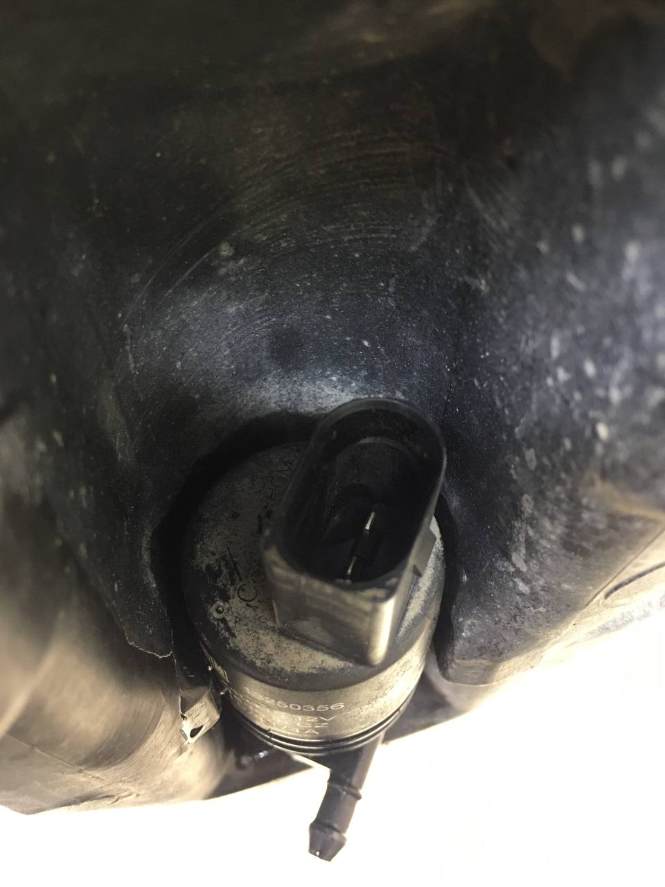 Бачок омывателя лобового стекла Chevrolet Cruze (J300) 2009-2016