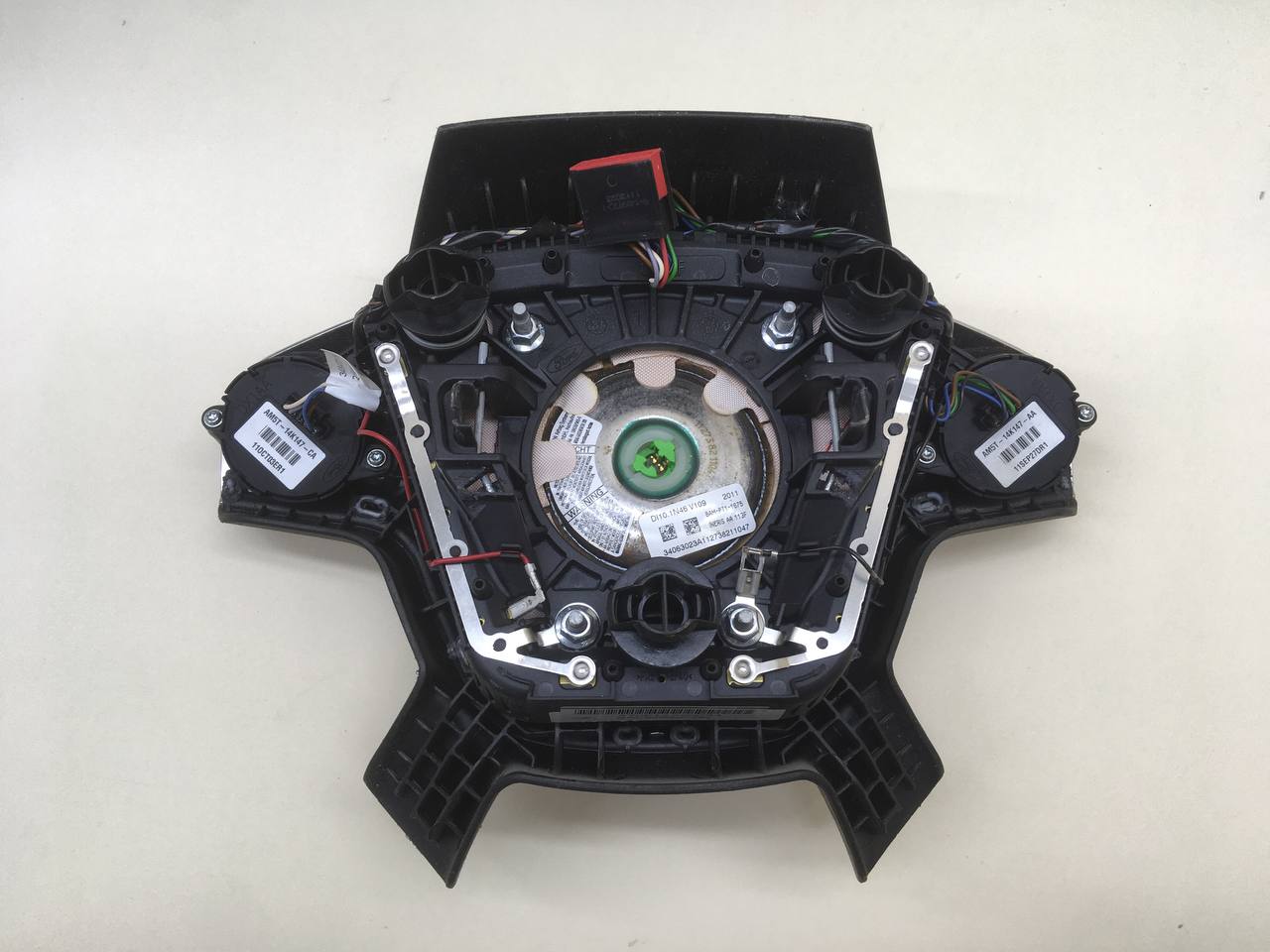Подушка безопасности (комплект) Ford Focus 3 2011> Подушка безопасности (комплект) Ford Focus 3 2011>