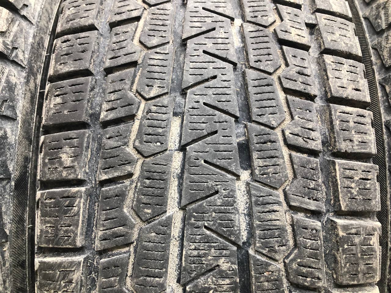 Шины R15 Зимние шипованные Yokohama Ice Guard G075