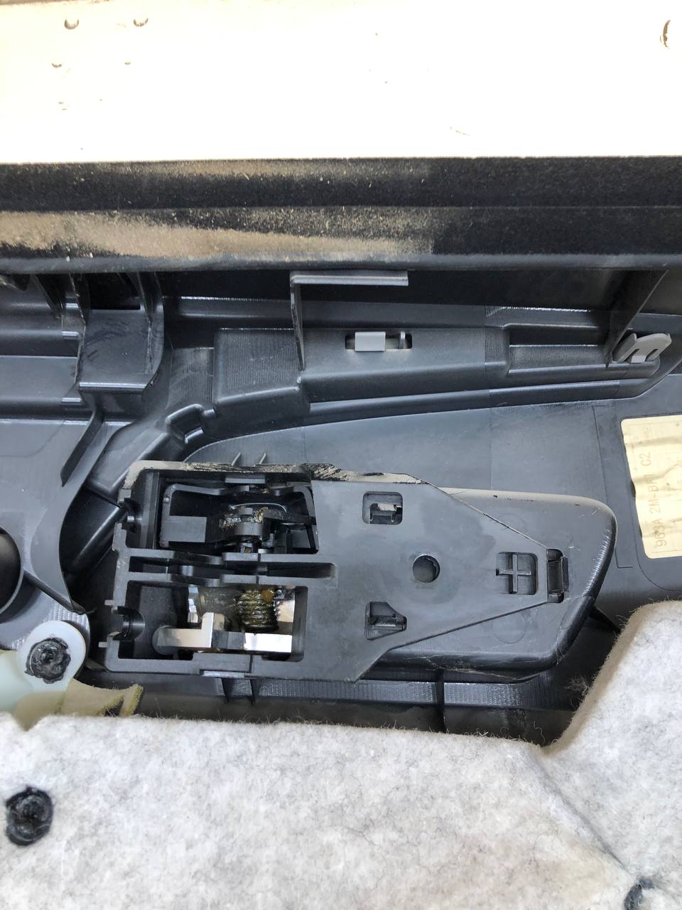 Обшивка двери задней правой Toyota Rav 4 (XA40) 2013-2019