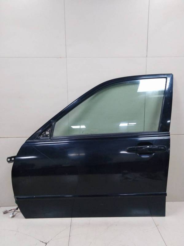 Дверь передняя левая Lexus IS 200/300 1999-2005