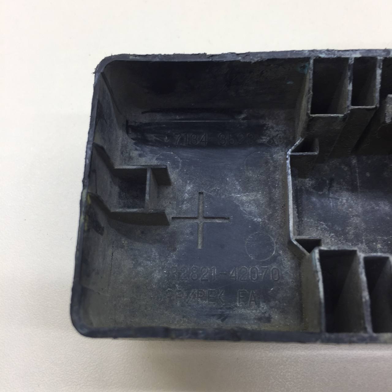 Накладка декоративная Toyota Rav 4 (A30) 2006-2013