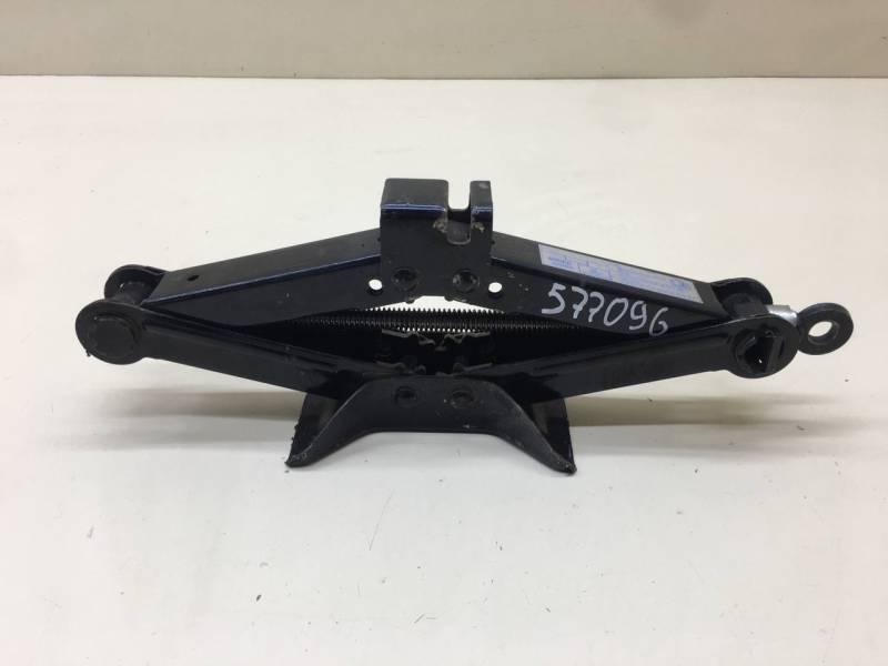Домкрат Mazda Mazda 2 (DE) 2007-2014 Домкрат Mazda Mazda 2 (DE) 2007-2014