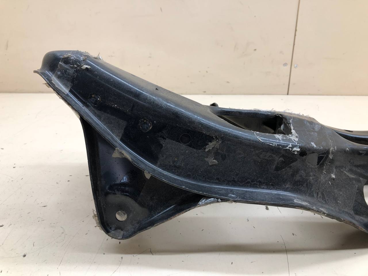 Балка подмоторная Subaru Legacy (B12) 1998-2003