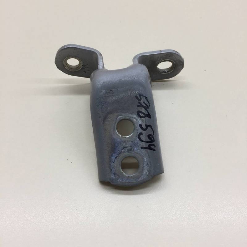Петля двери передней правой верхняя Toyota Corolla E180 2013-2019 Петля двери передней правой верхняя Toyota Corolla E180 2013-2019