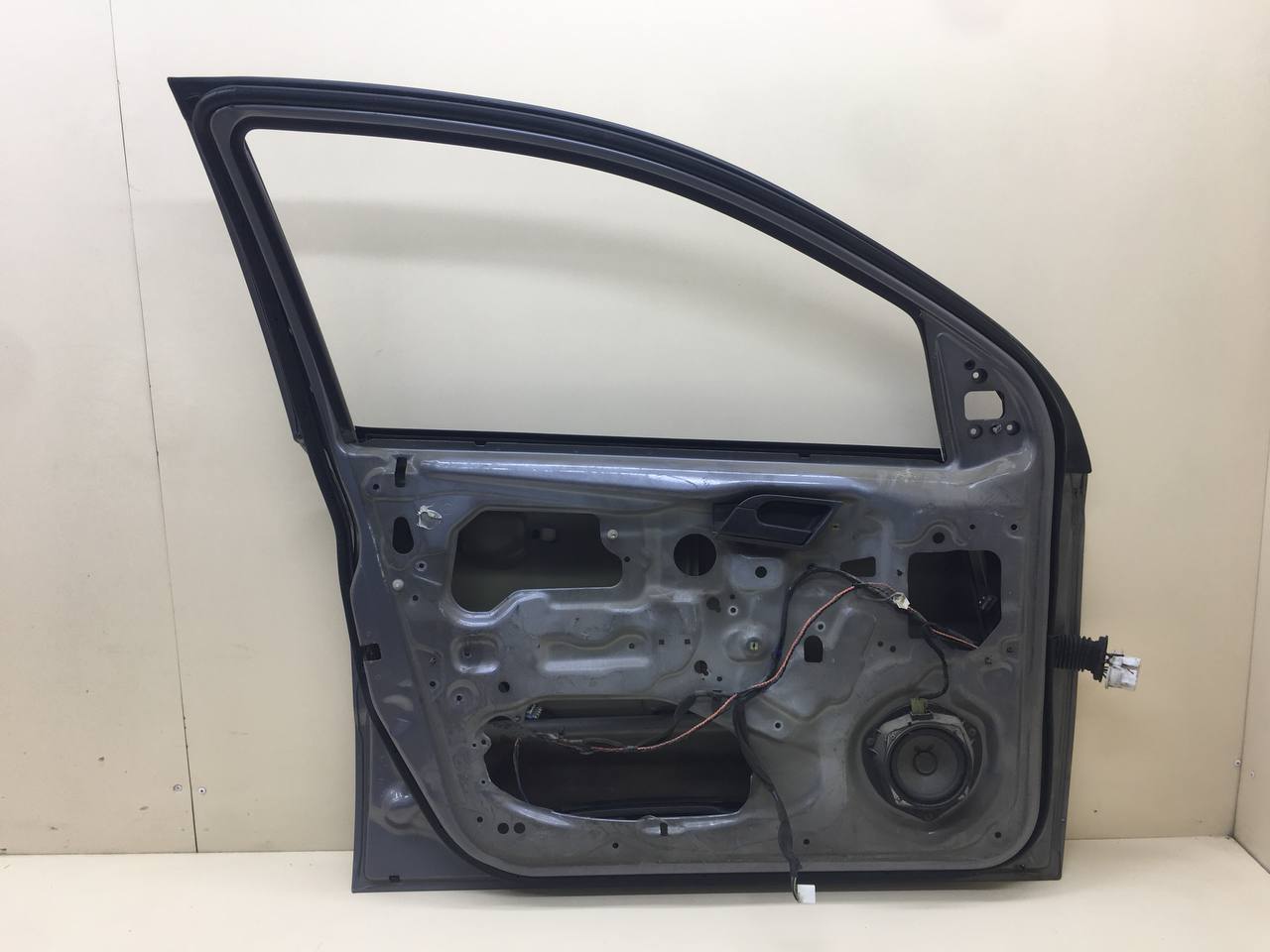 Дверь передняя левая Chevrolet Aveo T250 2005-2011 Дверь передняя левая Chevrolet Aveo T250 2005-2011