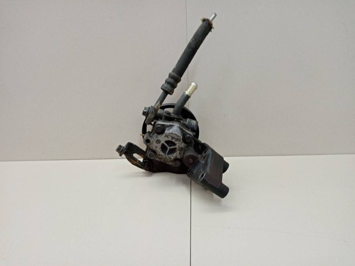 Насос гидроусилителя (электрогидроусилитель, ЭГУР) Toyota Allex 2001-2006