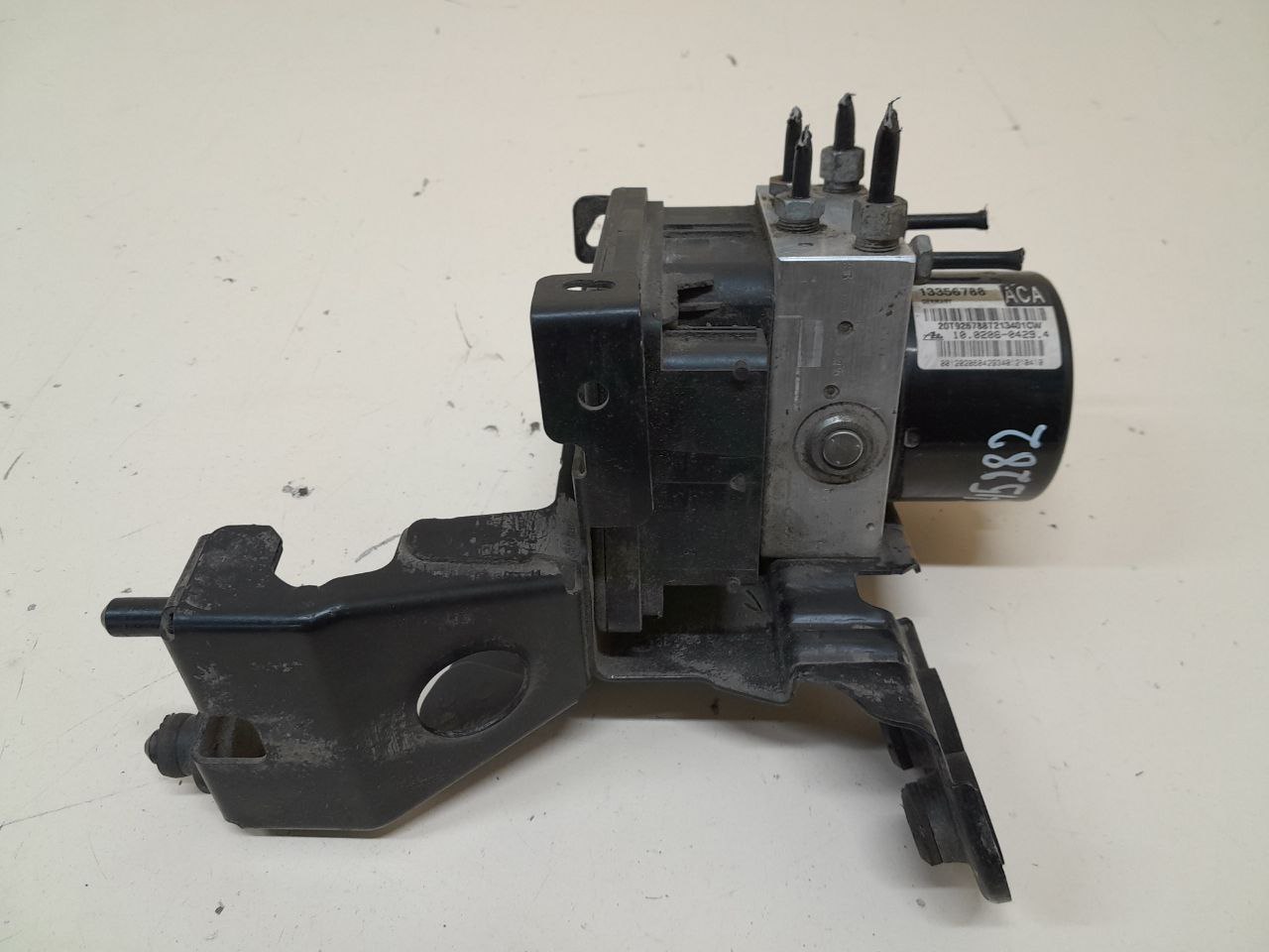 Блок ABS (насос) Chevrolet Cruze (J300) 2009-2016 Блок ABS (насос) Chevrolet Cruze (J300) 2009-2016