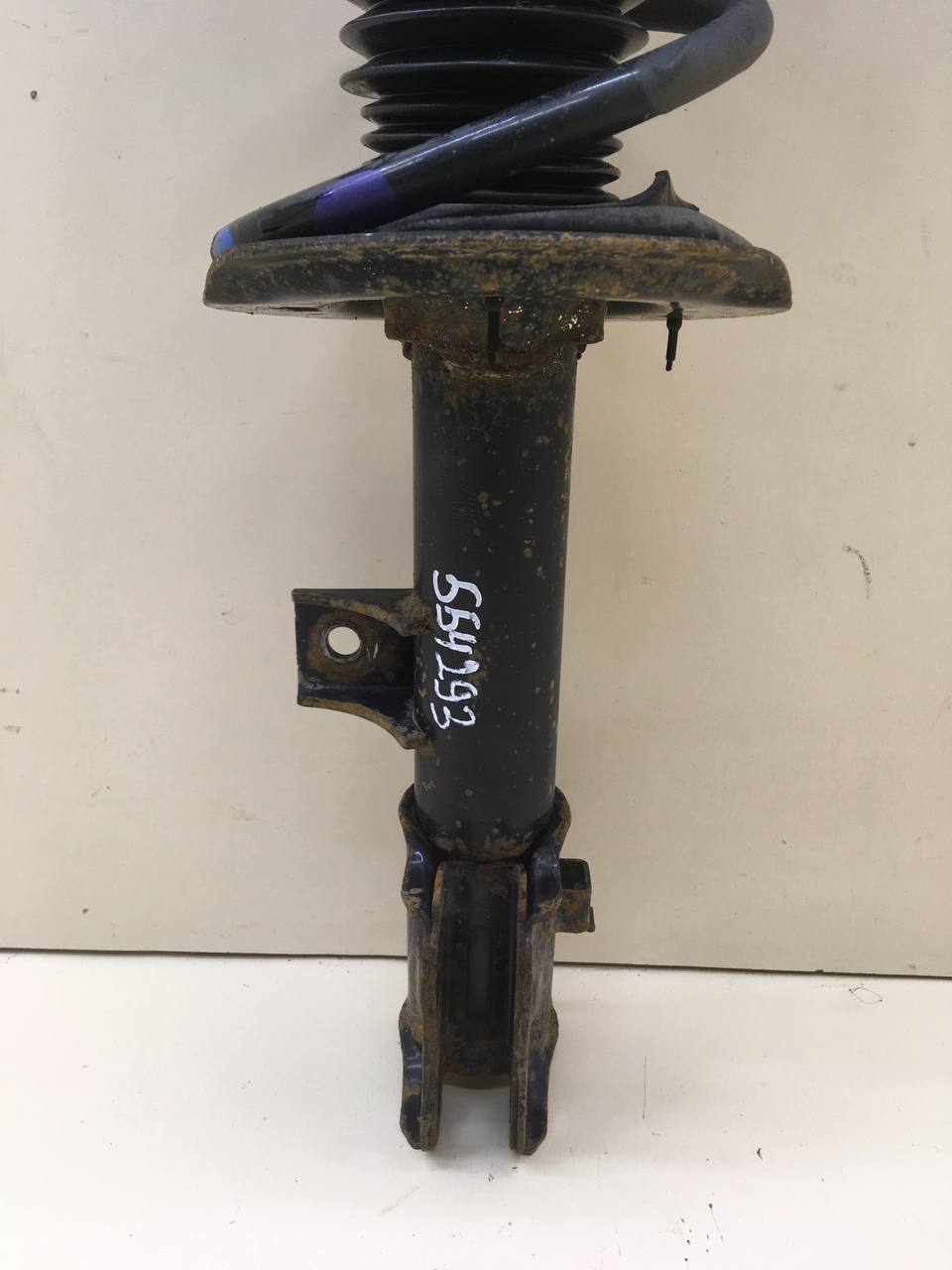 Амортизатор передний левый Hyundai ix35 (LM) 2010-2015