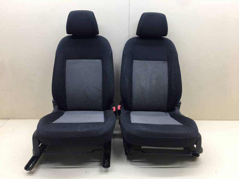 Сиденье (комплект) Volkswagen Polo (MK5) 2011-2020 Сиденье (комплект) Volkswagen Polo (MK5) 2011-2020