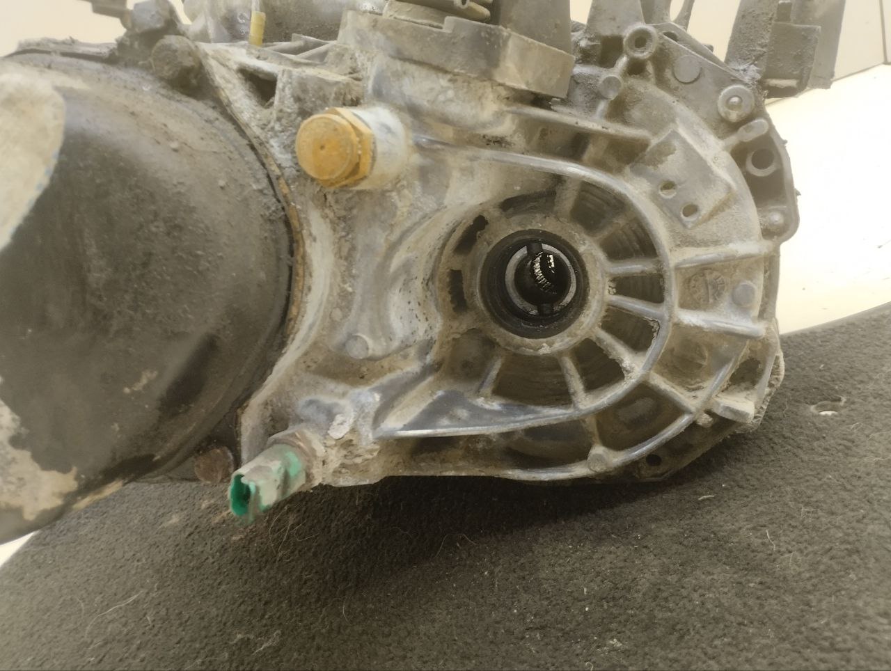 МКПП (механическая коробка переключения передач) Nissan Note (E11) 2006-2013