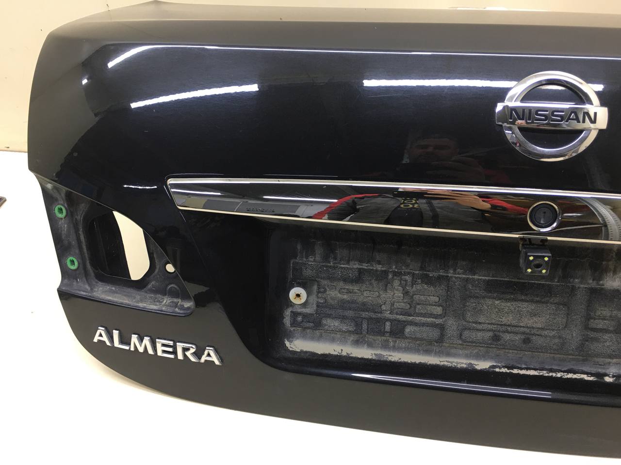 Крышка багажника Nissan Almera 3 (G11, G15) 2012> Крышка багажника Nissan Almera 3 (G11, G15) 2012>