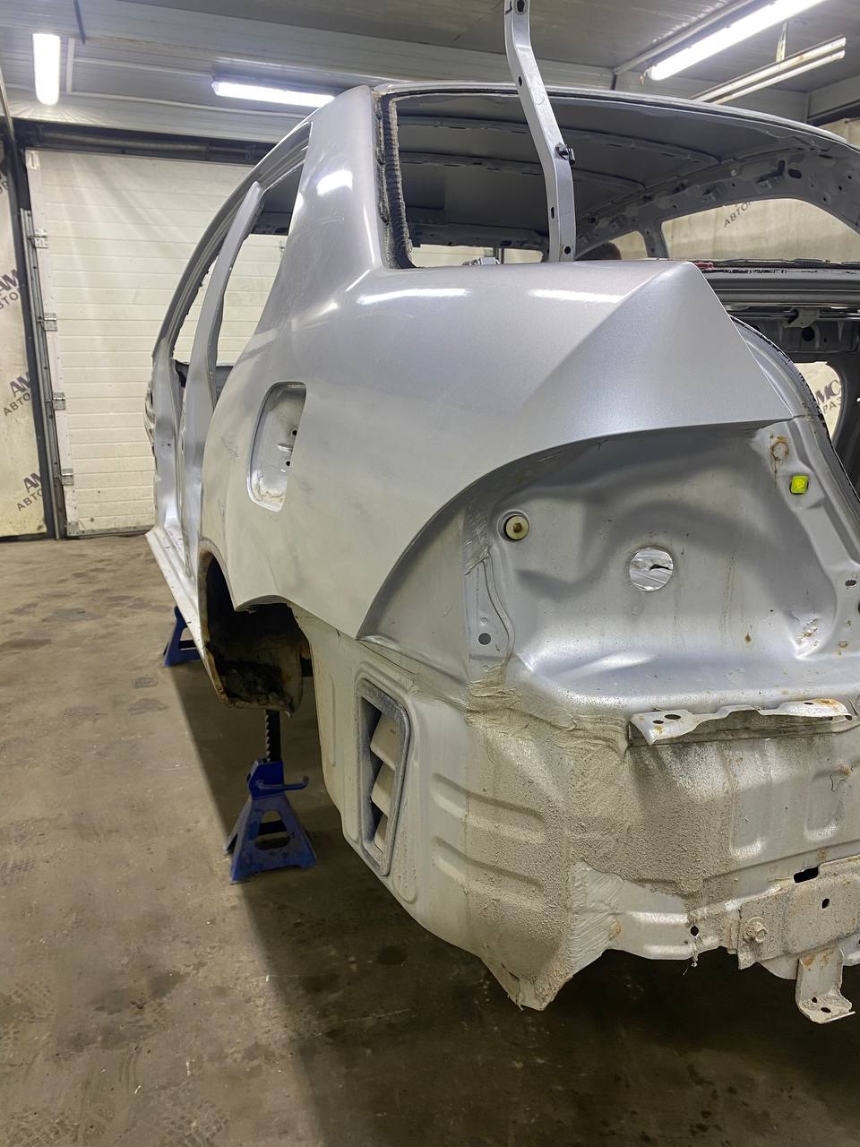 Крыло заднее левое Mitsubishi Lancer 9  (CS/Classic) 2000-2011