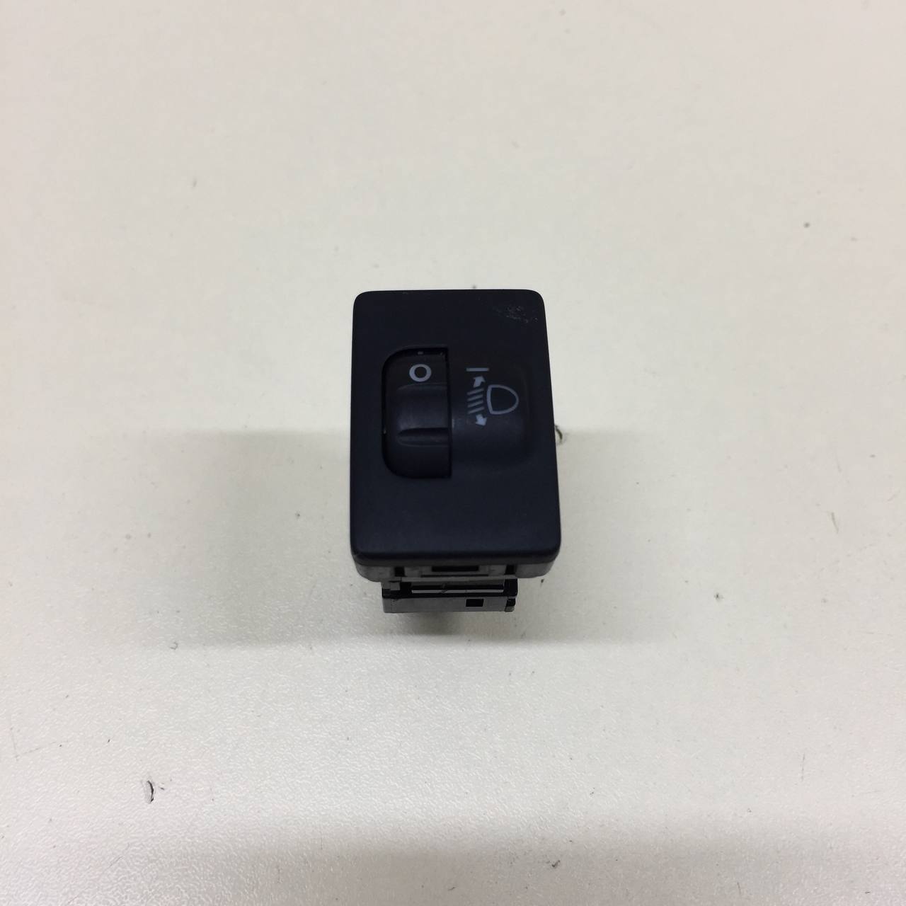 Кнопка корректора фар Toyota Corolla E150 2006-2013