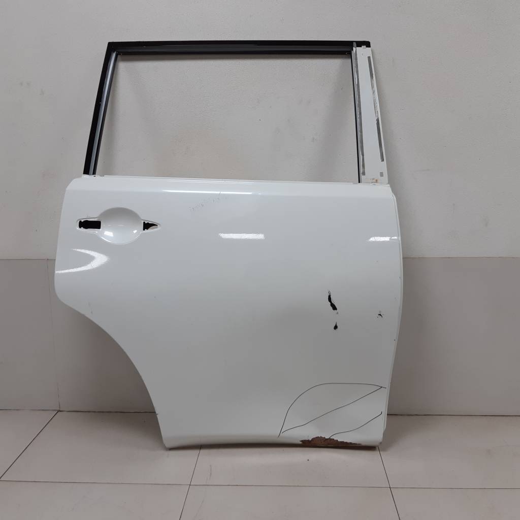 Дверь задняя правая Infiniti QX56/QX80 (Z62) 2010>