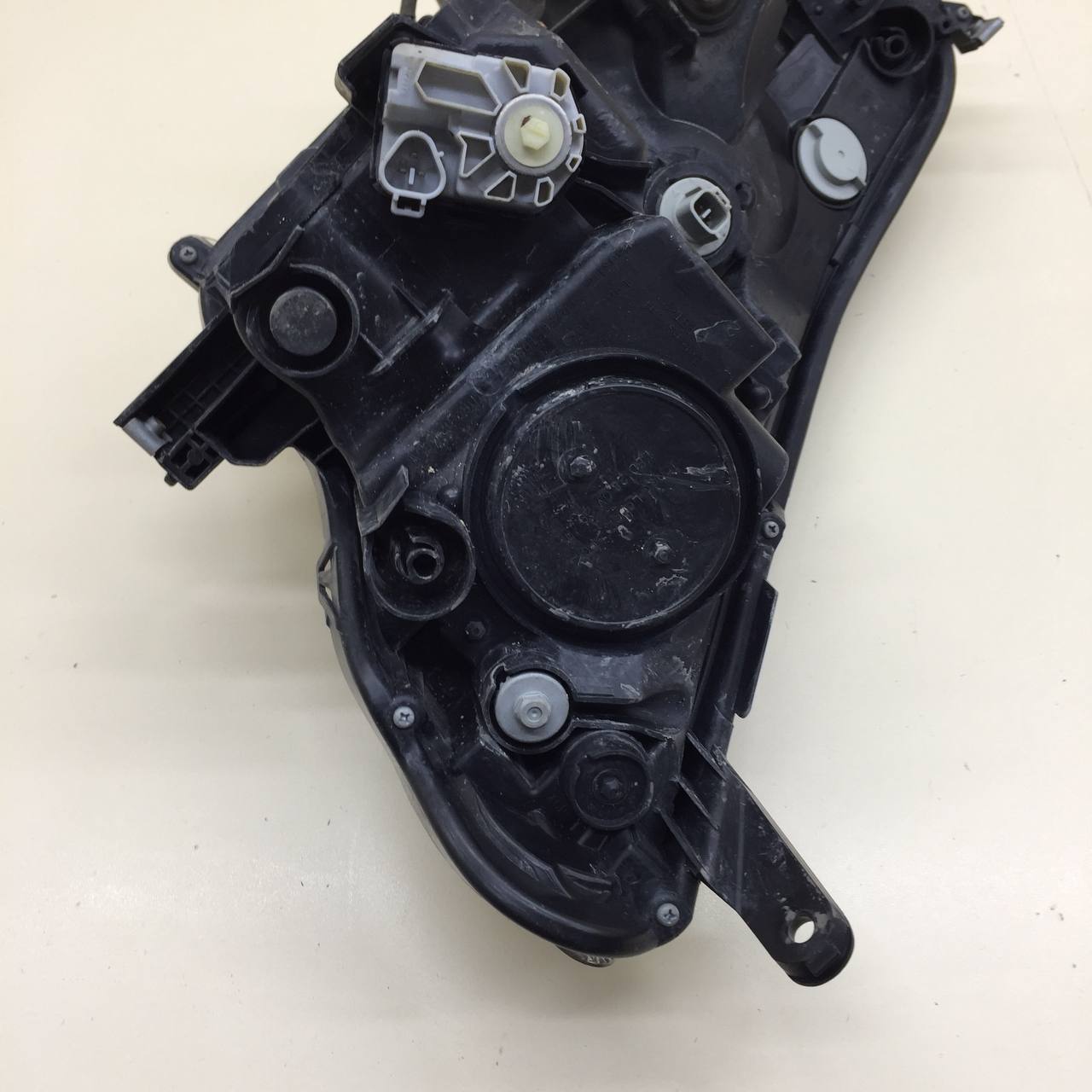 Фара правая Toyota Rav 4 (XA40) 2013-2019