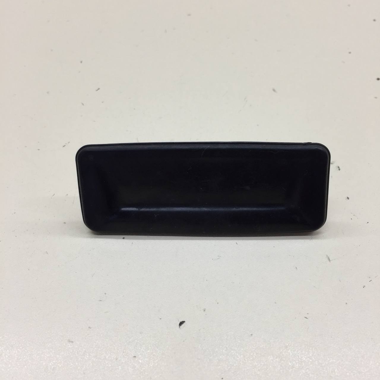 Кнопка открывания багажника Skoda Octavia (A5 1Z-) 2004-2013