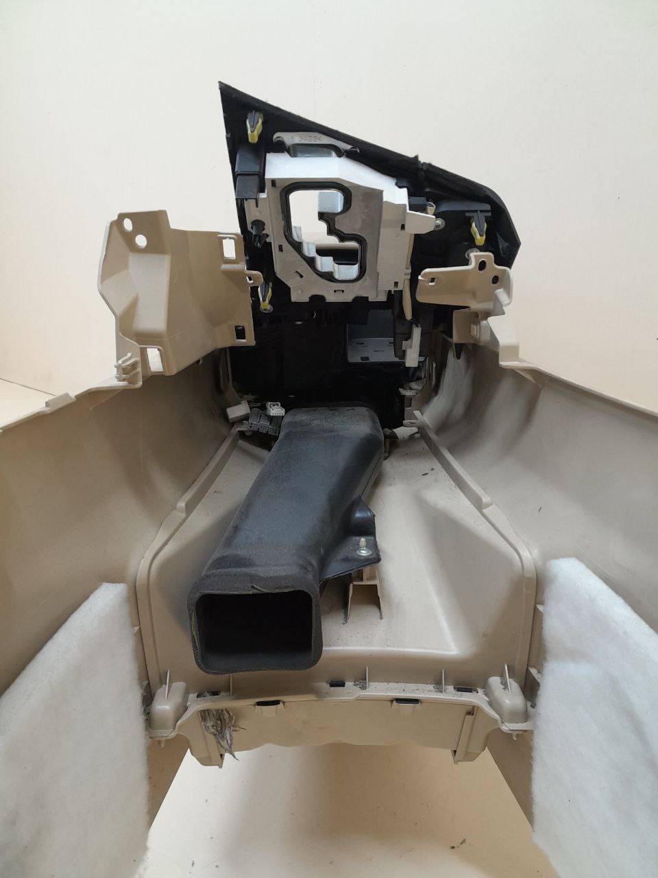 Консоль центральная Lexus RX 350 /450h (XL10) 2009-2015 Консоль центральная Lexus RX 350 /450h (XL10) 2009-2015