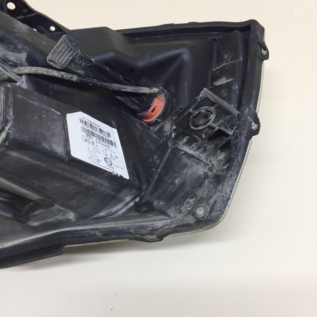 Фара левая Lada Vesta 2015>