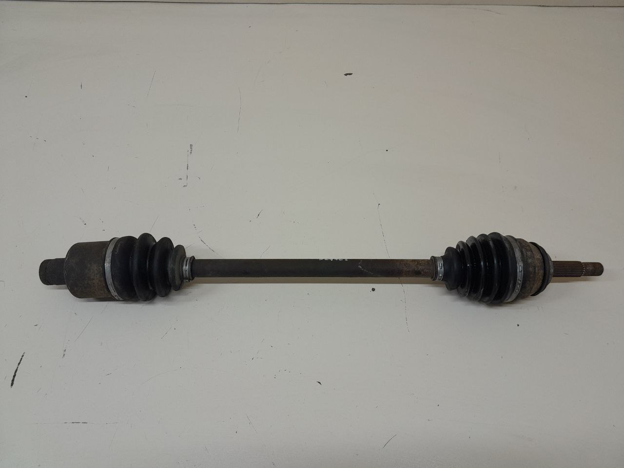 Полуось передняя правая Renault Logan (1) 2005-2014 Полуось передняя правая Renault Logan (1) 2005-2014