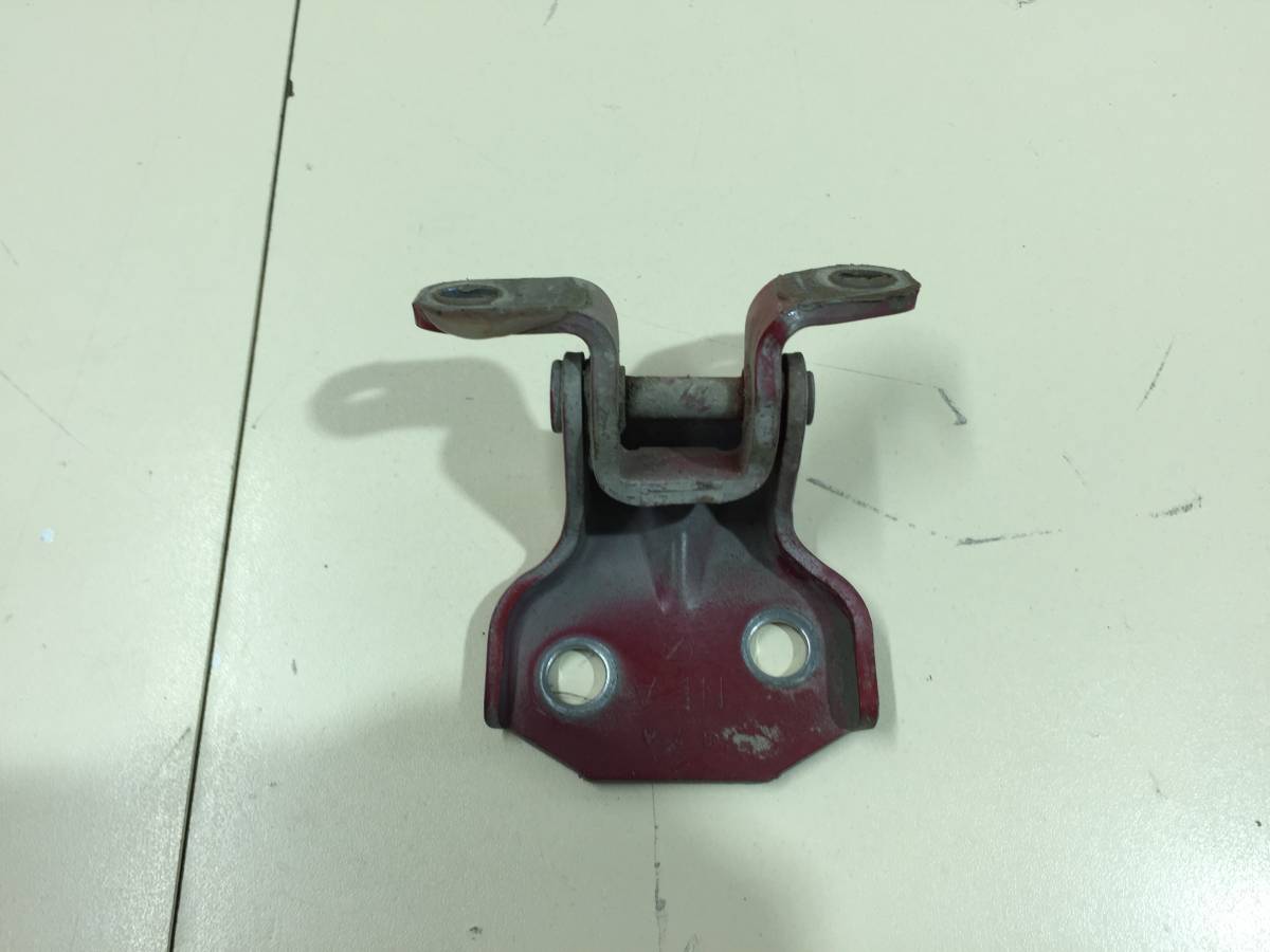 Петля двери передней левой нижняя Subaru Impreza (G12) 2007-2012