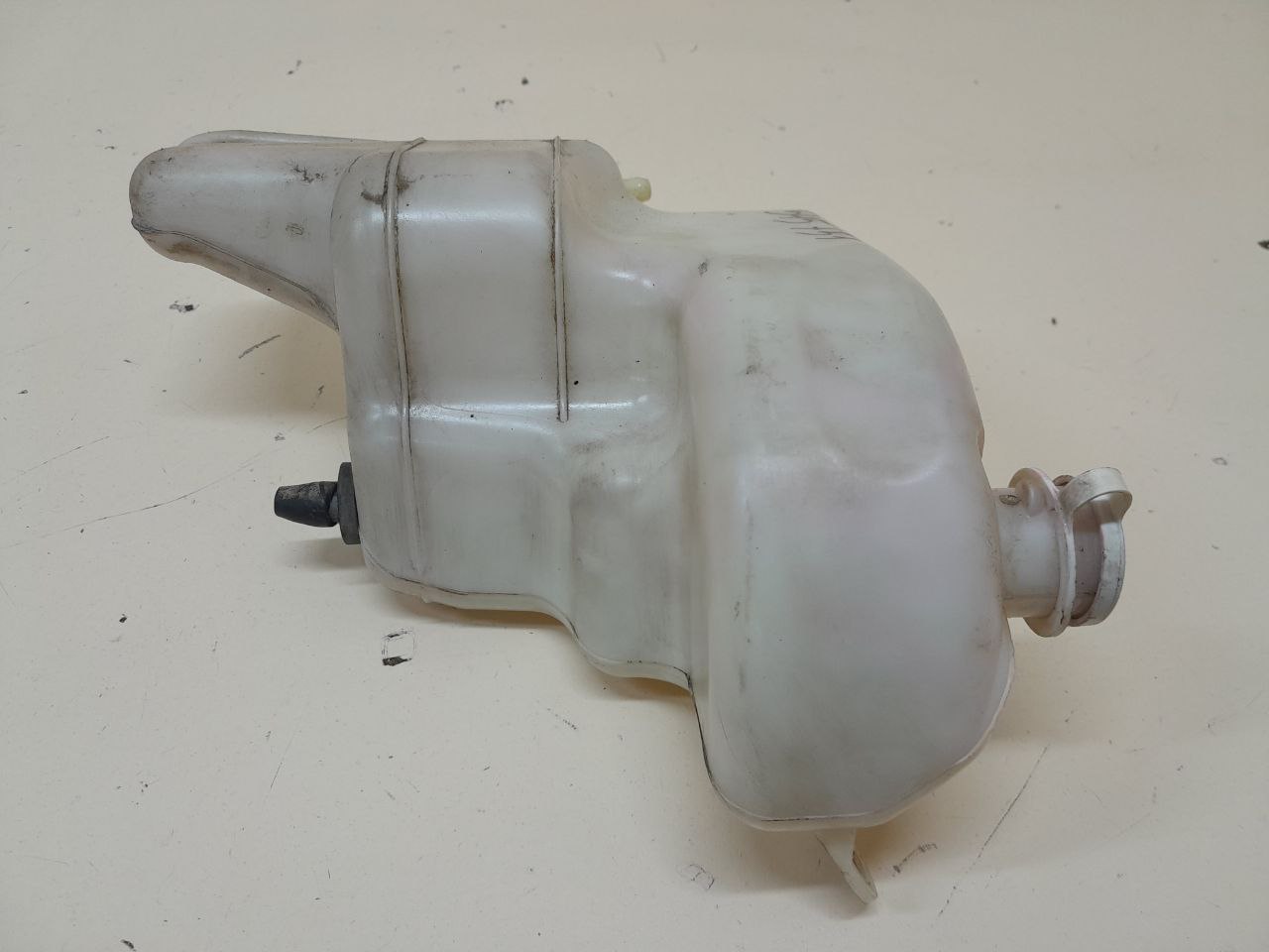 Бачок расширительный Mitsubishi Lancer X (CX, CY) 2007> Бачок расширительный Mitsubishi Lancer X (CX, CY) 2007>