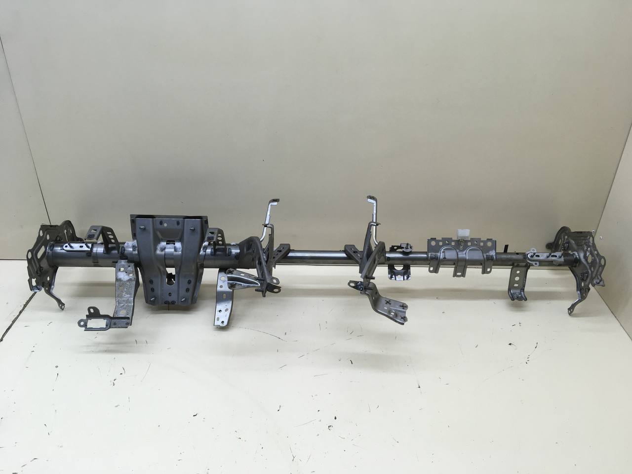 Усилитель торпедо Toyota Land Cruiser Prado (J150) 2009-2022