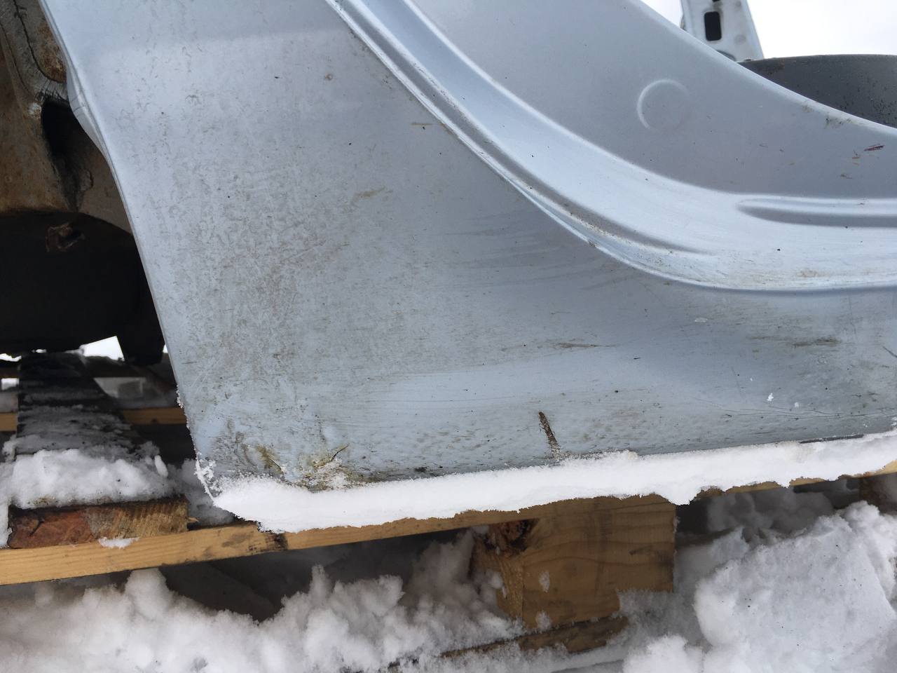 Крыло заднее правое Toyota Corolla E120 2001-2007