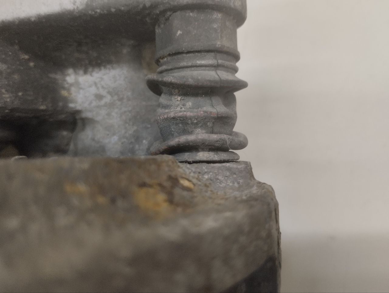 Суппорт передний правый Kia Optima 3 (TF) 2010-2015