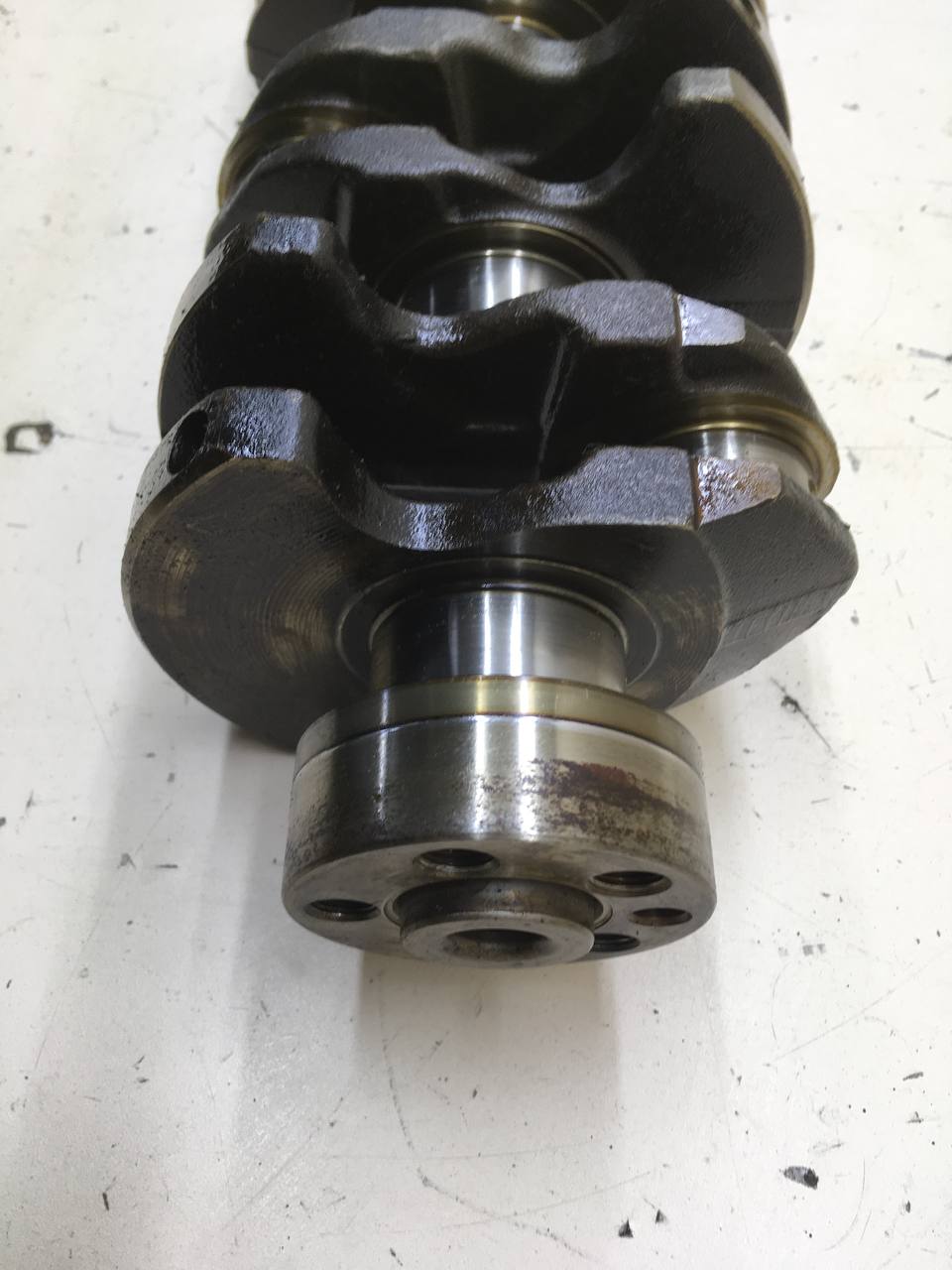 Коленвал Mitsubishi Lancer 9 (CS/Classic) 2000-2011 Коленвал Mitsubishi Lancer 9 (CS/Classic) 2000-2011