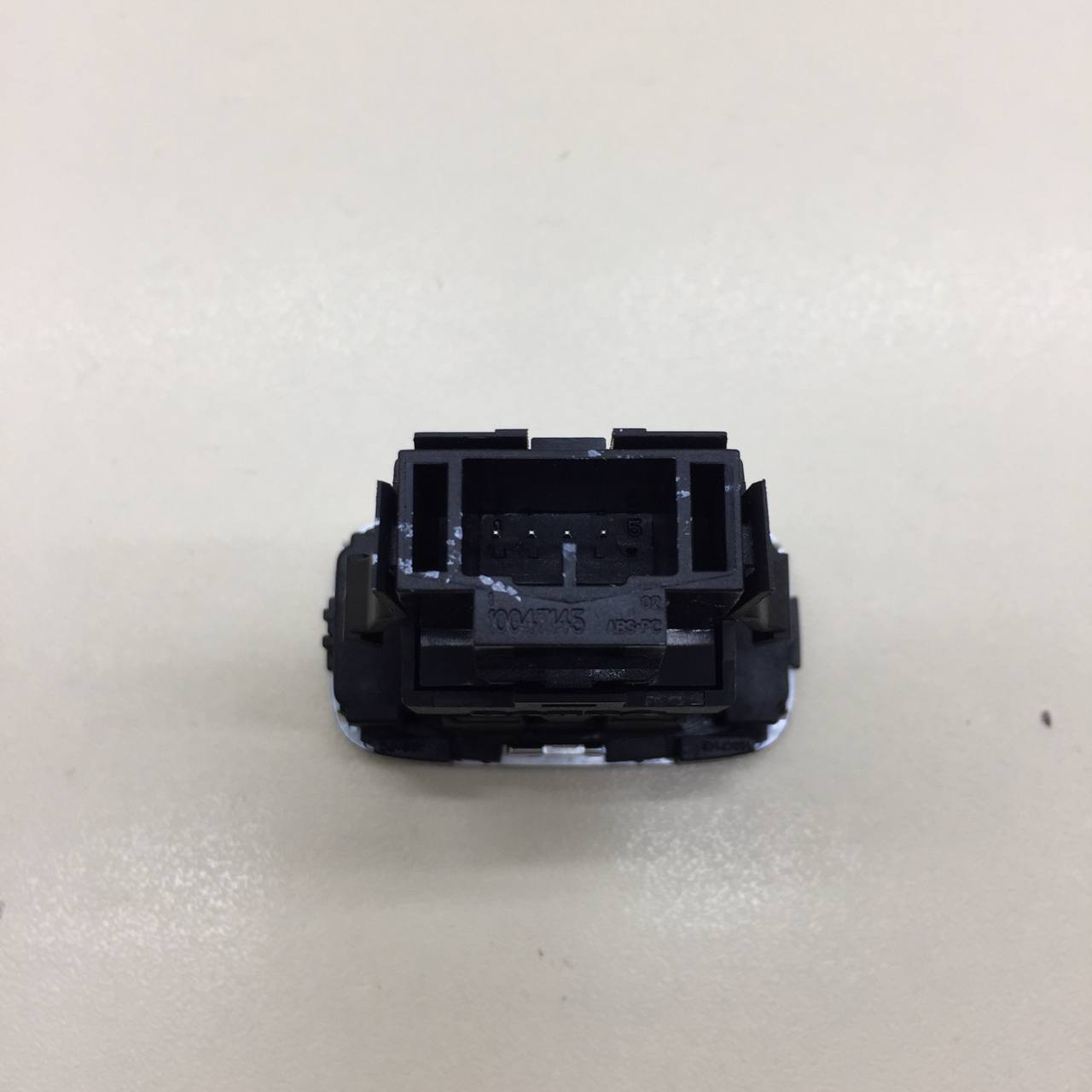 Кнопка запуска двигателя Volvo XC60 2008-2017