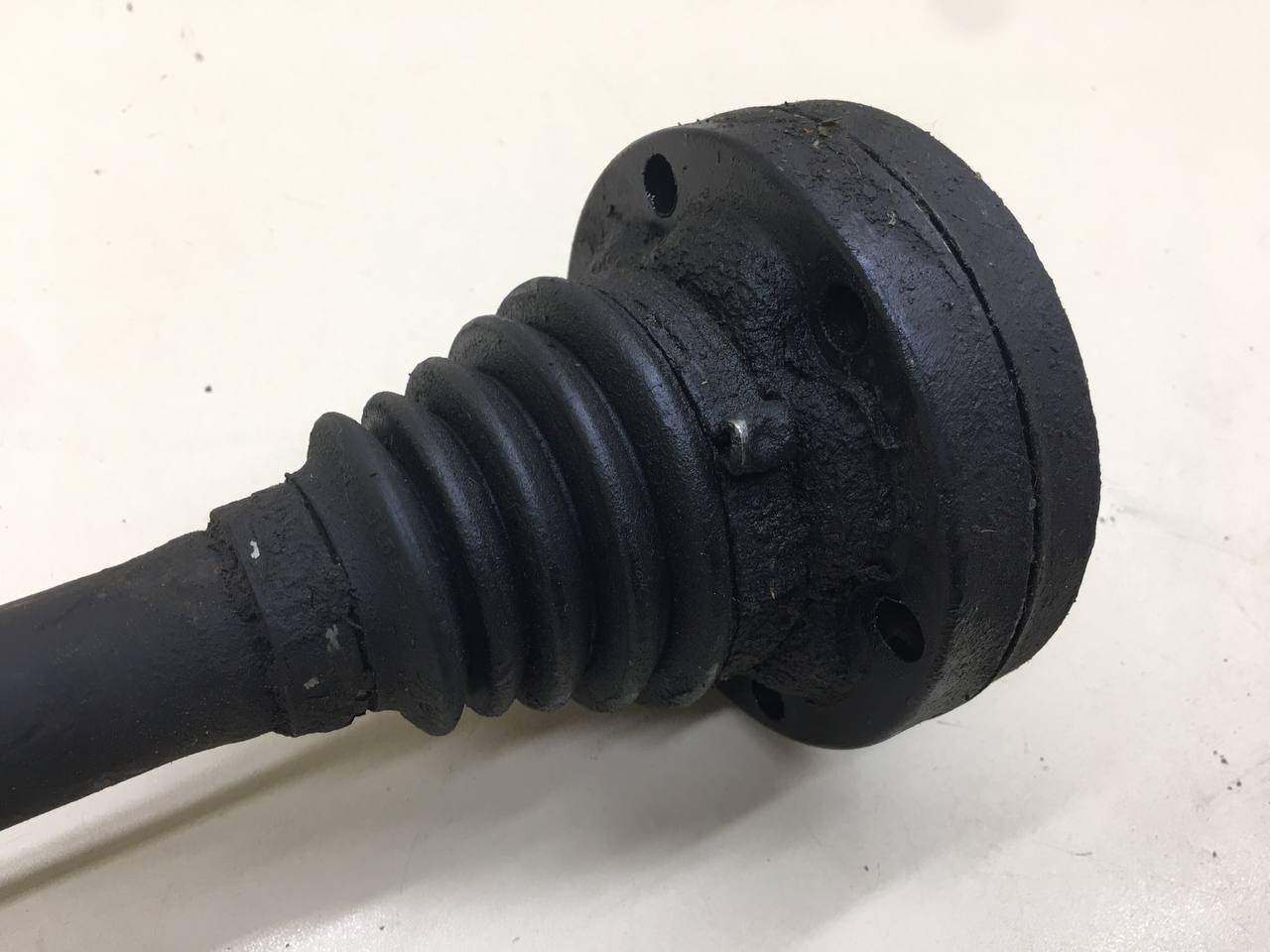 Полуось задняя Volkswagen Touareg (7L) 2002-2010