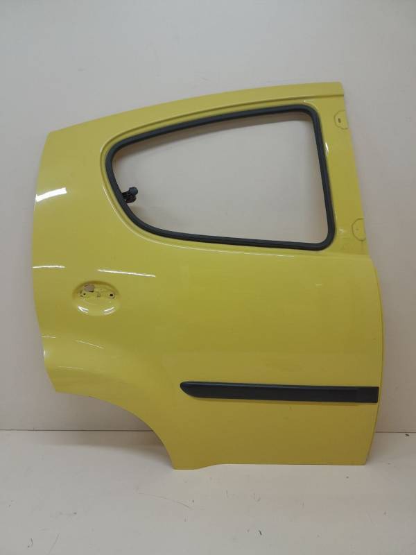 Дверь задняя правая Peugeot 107 2006-2014 Дверь задняя правая Peugeot 107 2006-2014