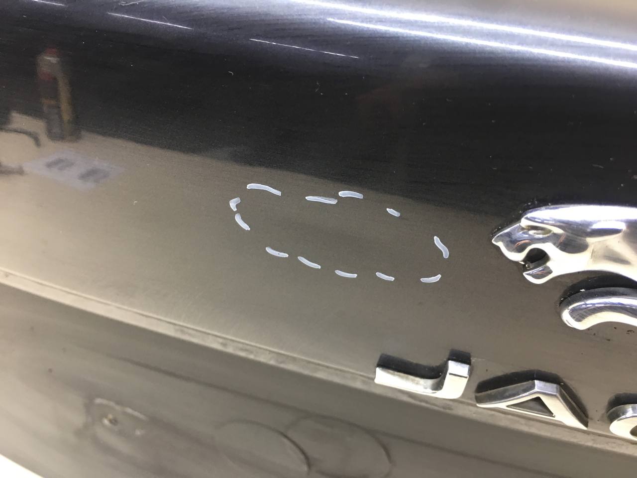 Крышка багажника Jaguar XF 2007-2015