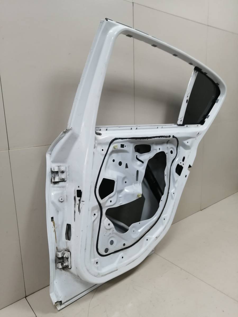 Дверь задняя правая BMW 1-series E87/E81 2004-2011