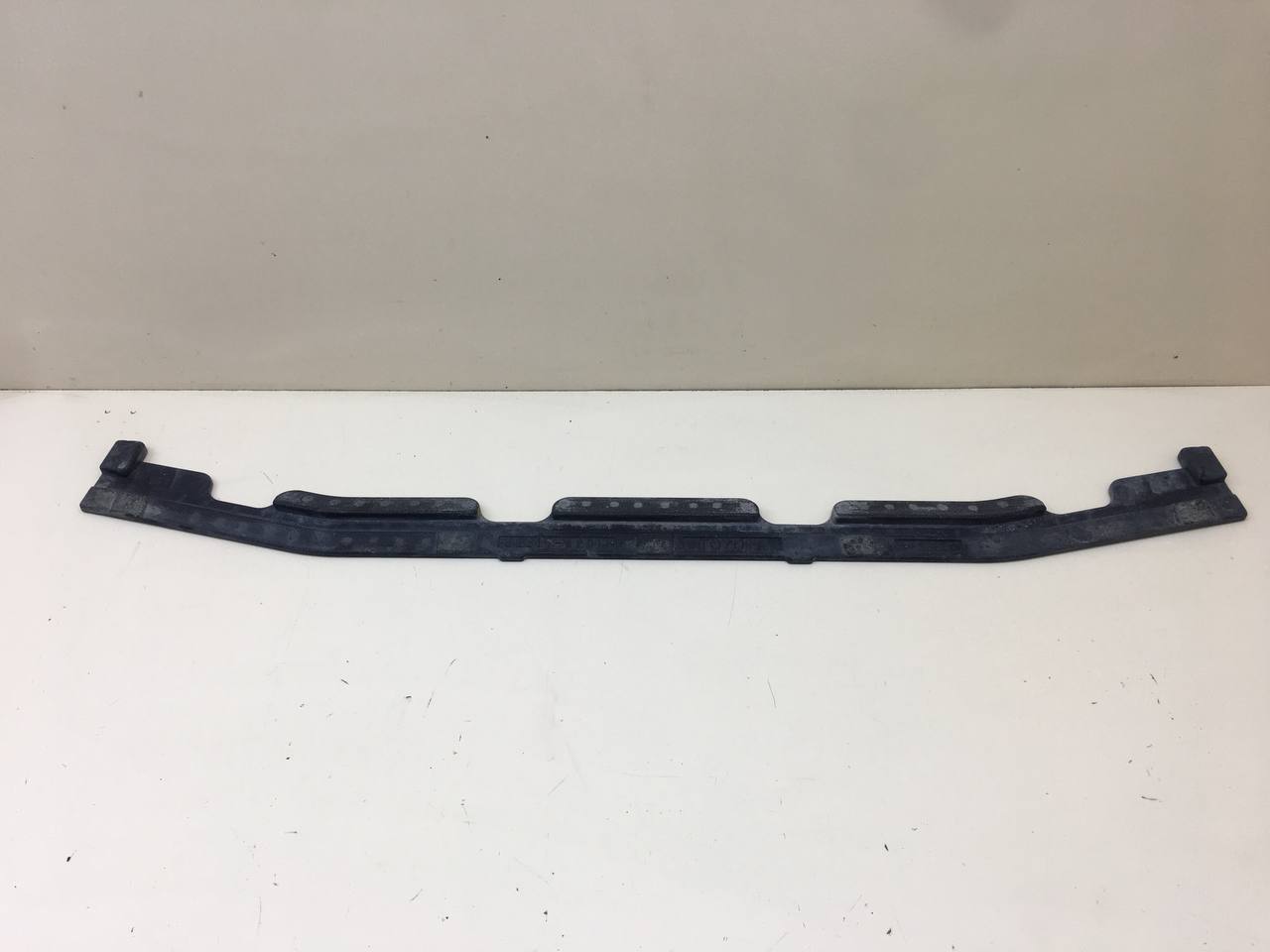 Наполнитель заднего бампера Toyota Rav 4 (A30) 2006-2013