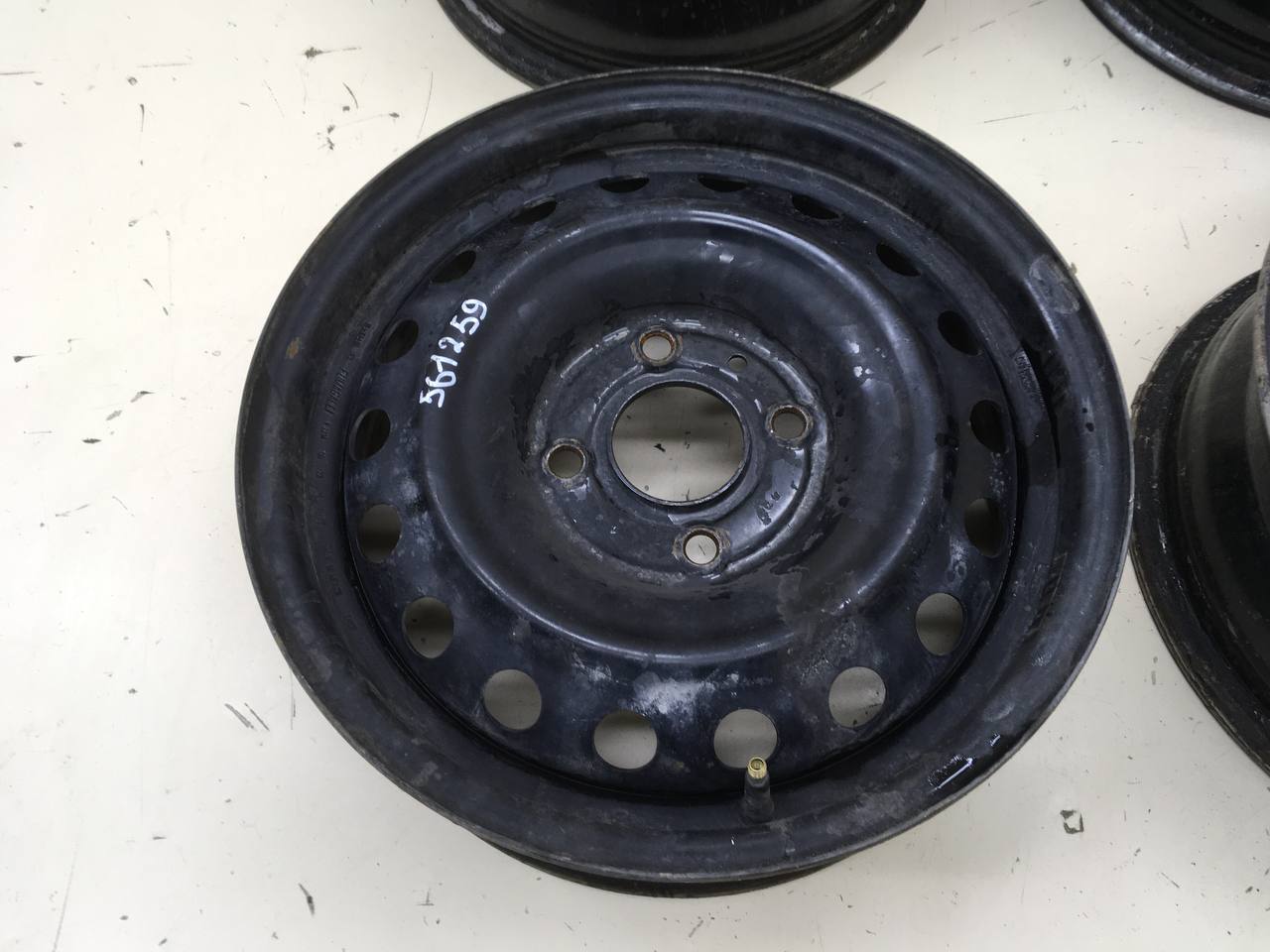 Диски к-кт R15 Штампованные