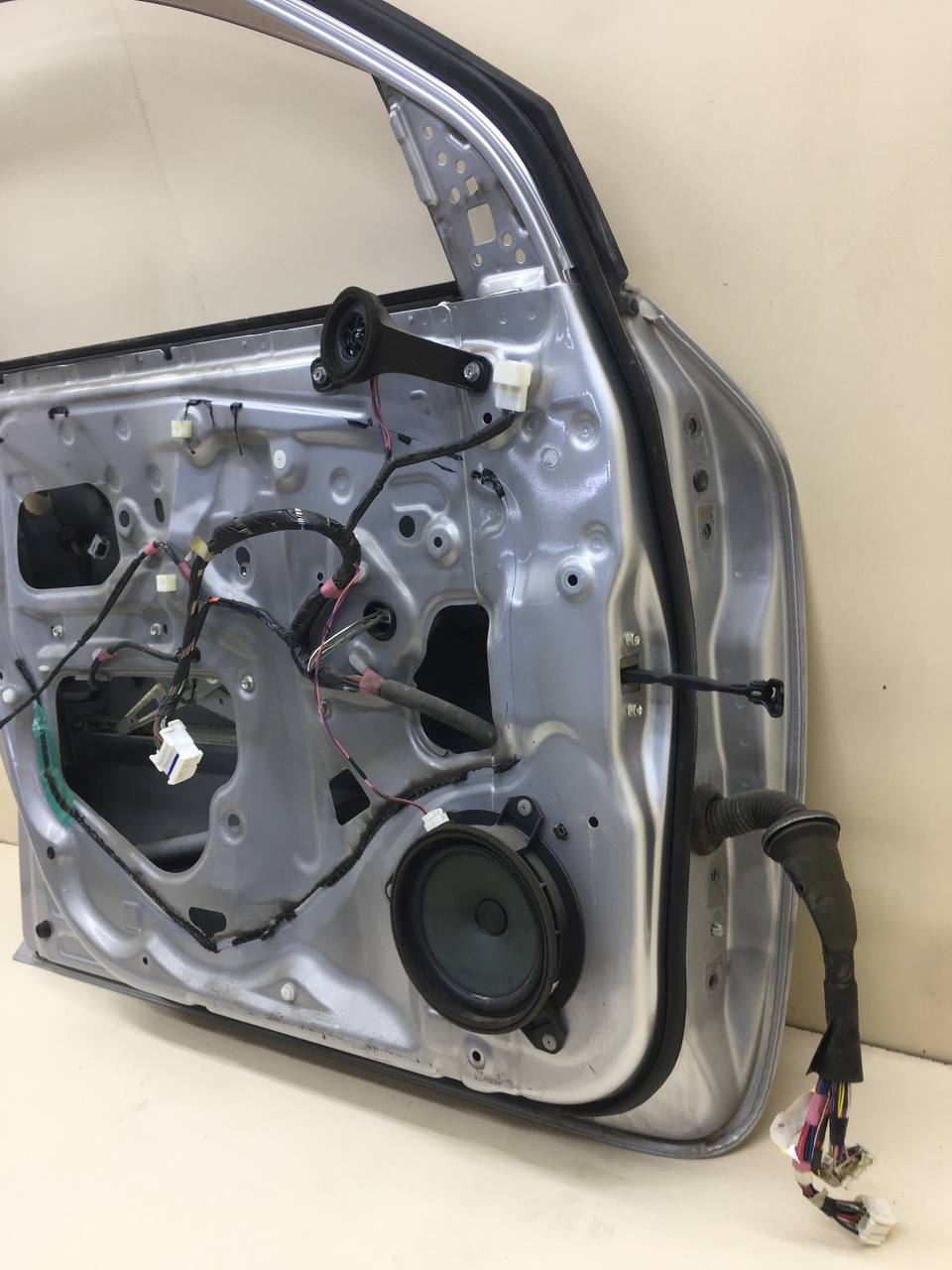 Дверь передняя левая Toyota Rav 4 (A30) 2006-2013