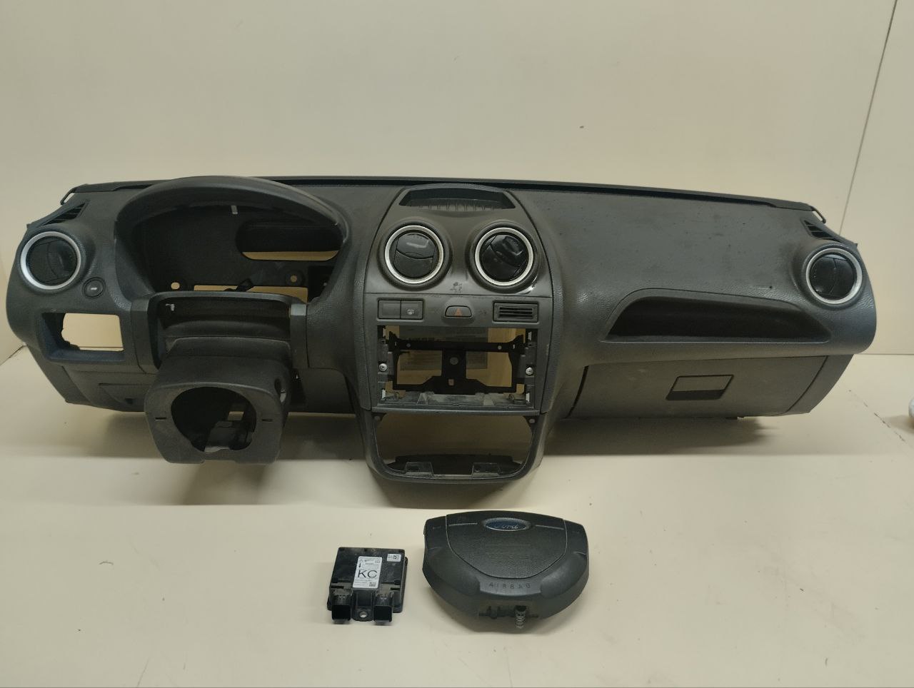 Подушка безопасности (комплект) Ford Fiesta (MK5) 2002-2008 Подушка безопасности (комплект) Ford Fiesta (MK5) 2002-2008